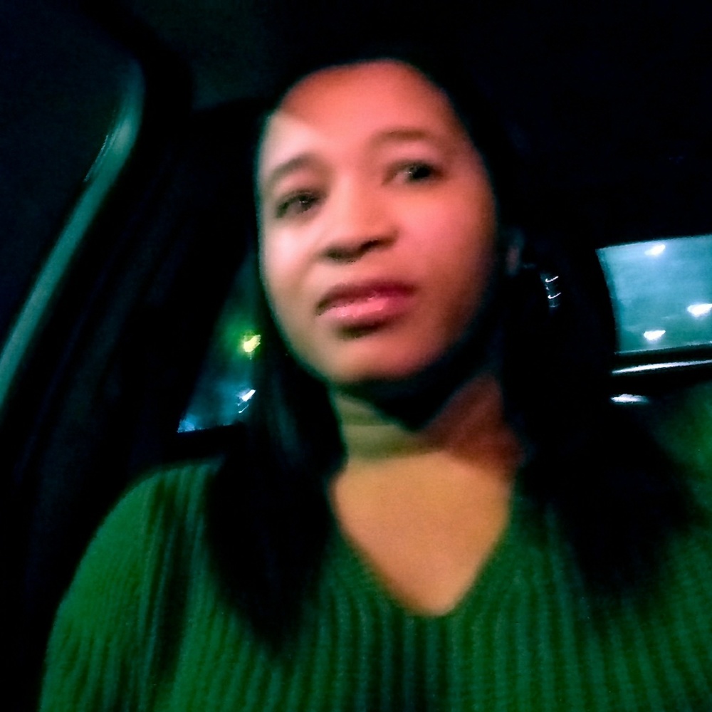 Meet your Posher, Evone